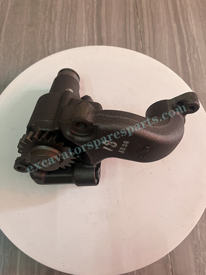 PC400-6 PC650-8 6D140 Excavator Oil Pump 6261-51-2000 Steel Material